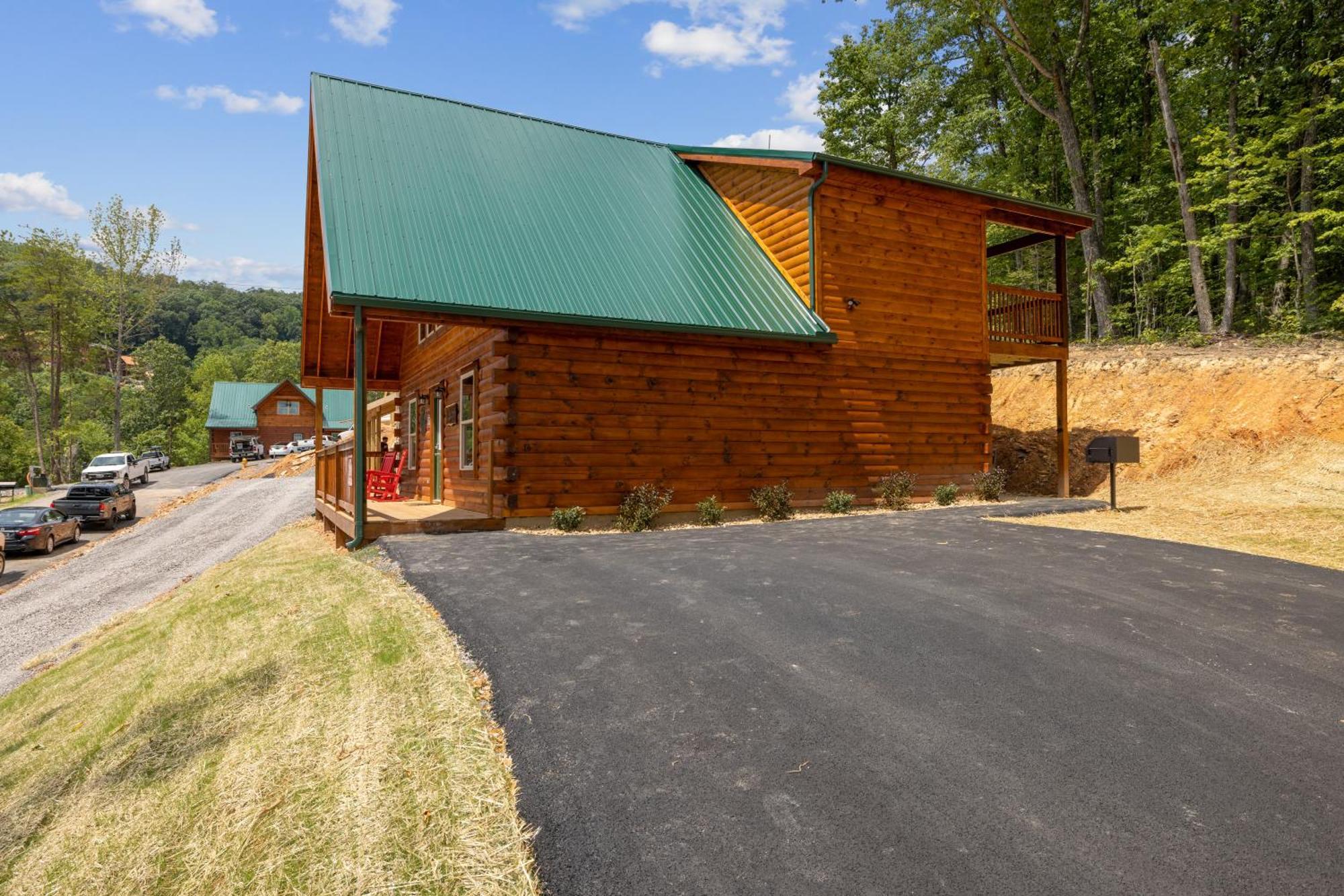 The 3 Bears Is A Newly Built 3 Bedroom Cabin Only 3 Minutes From The Parkway! Pigeon Forge Eksteriør billede