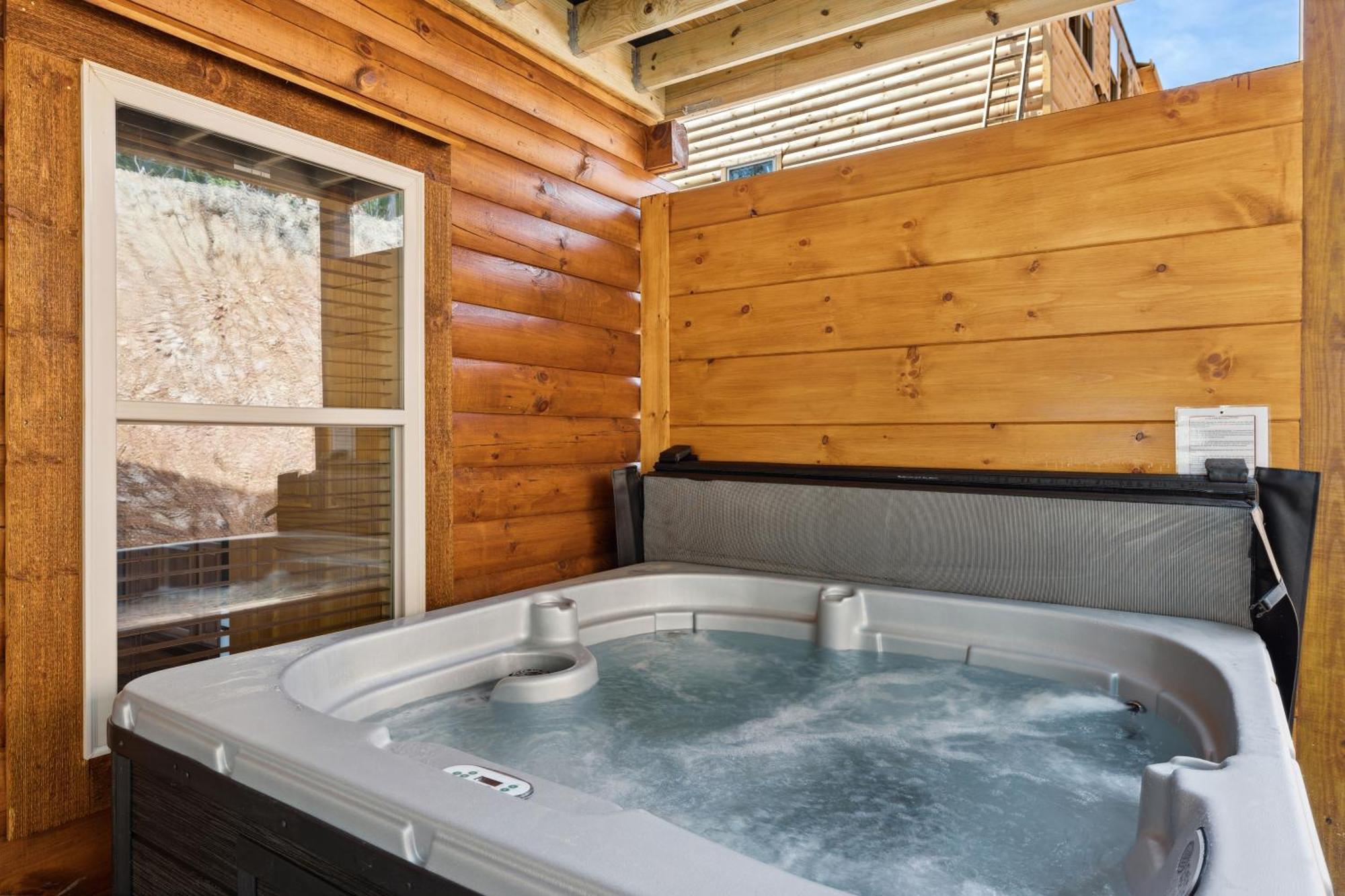 The 3 Bears Is A Newly Built 3 Bedroom Cabin Only 3 Minutes From The Parkway! Pigeon Forge Eksteriør billede