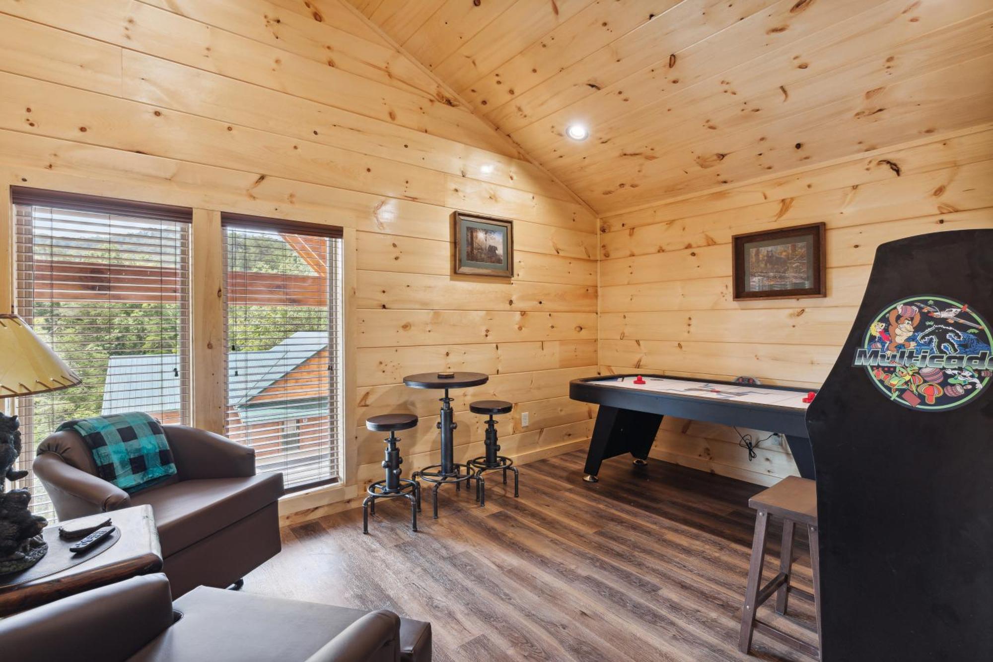 The 3 Bears Is A Newly Built 3 Bedroom Cabin Only 3 Minutes From The Parkway! Pigeon Forge Eksteriør billede
